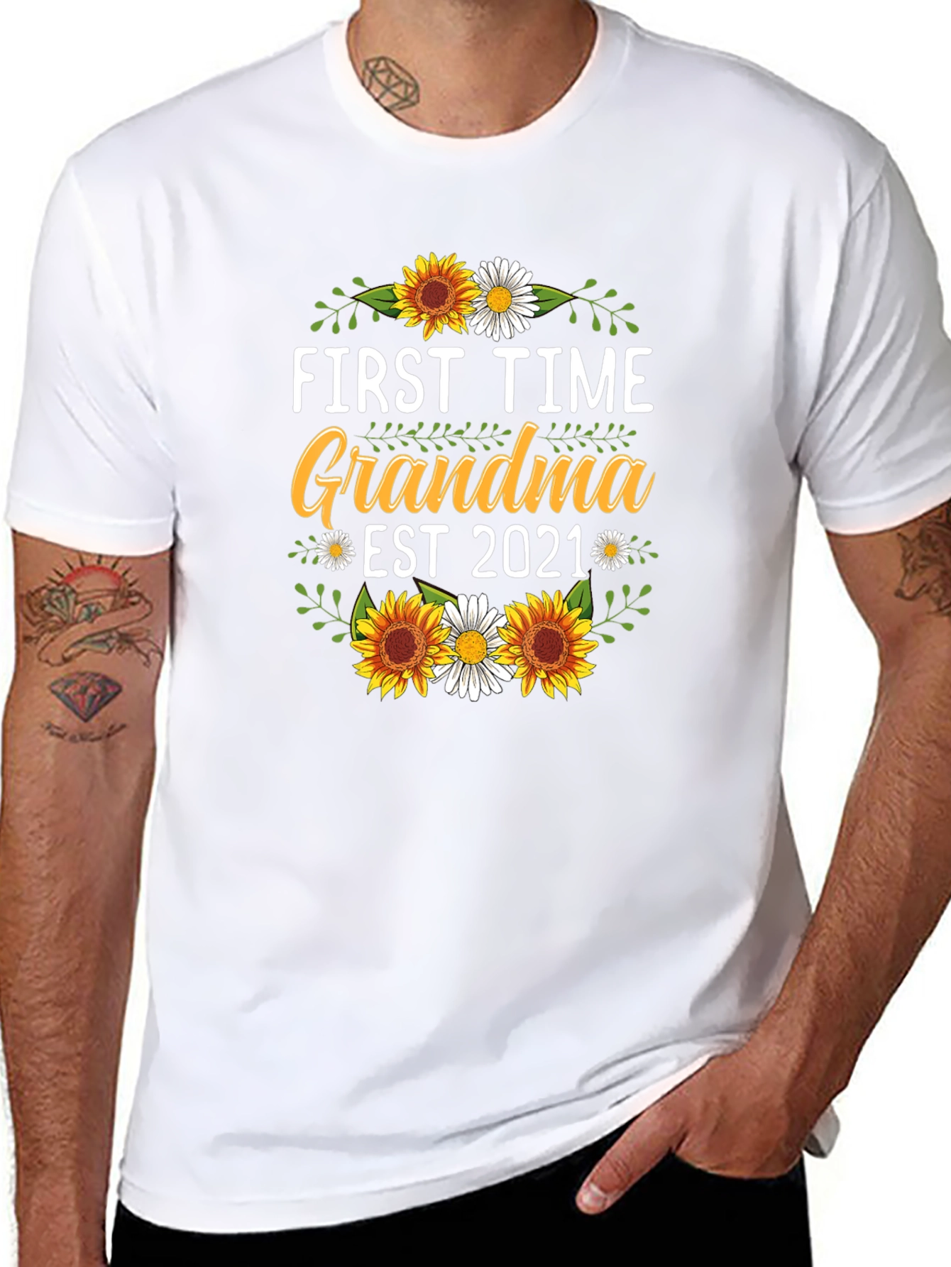 First Time Grandma Est 2021 Floral T-Shirt