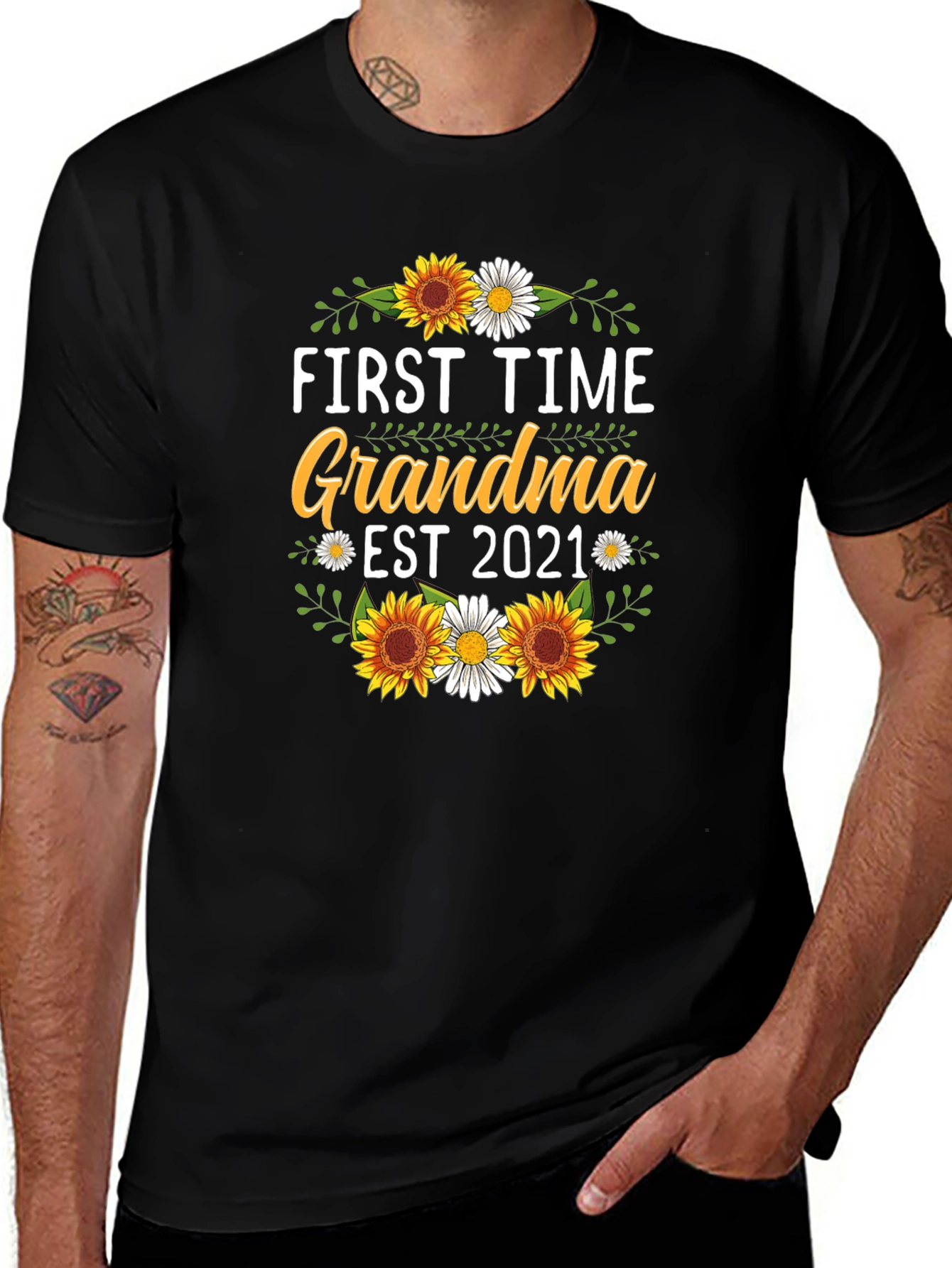 First Time Grandma Est 2021 Floral T-Shirt