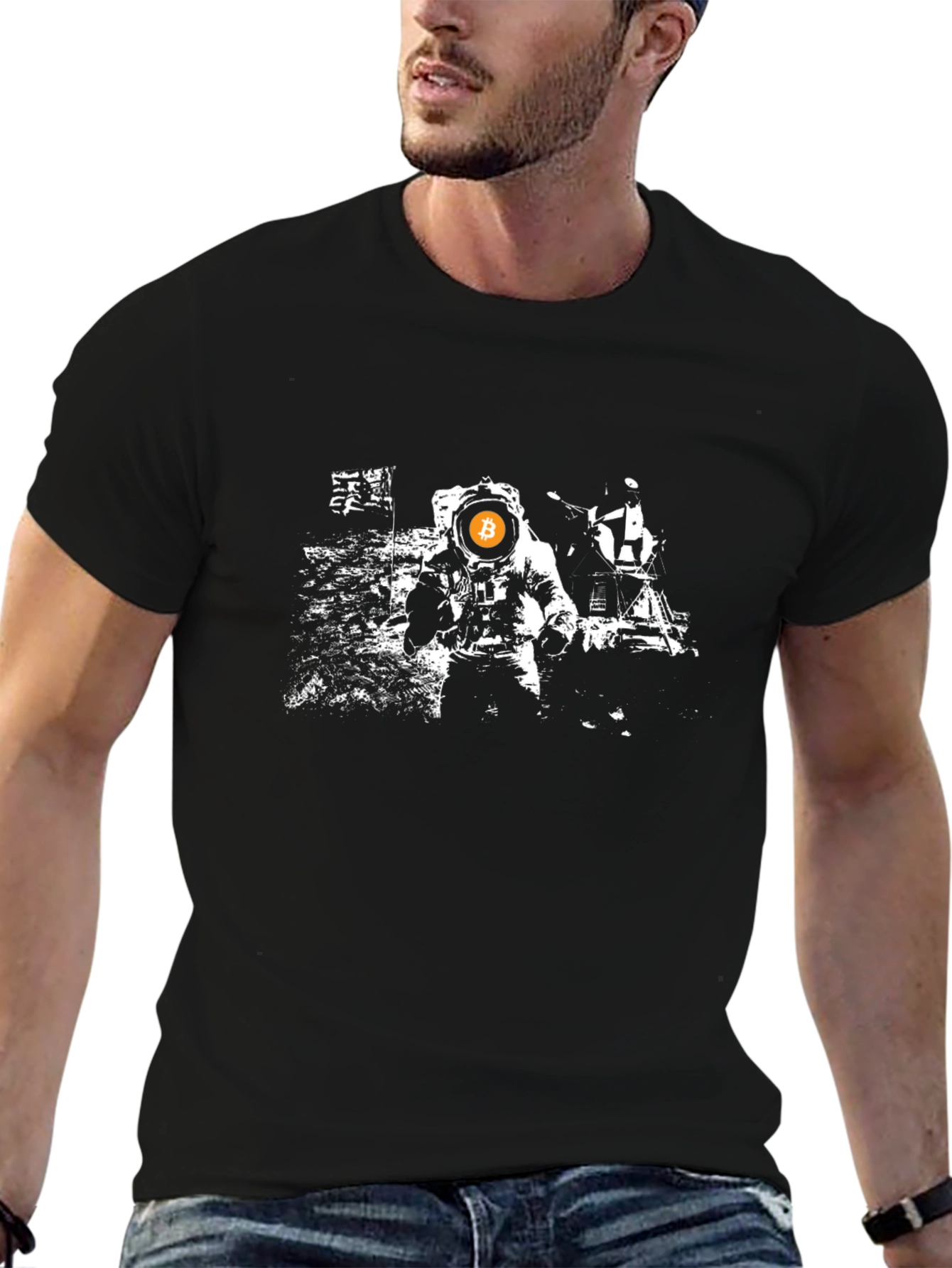 Bitcoin to the Moon Black T-Shirt - Crypto Astronaut