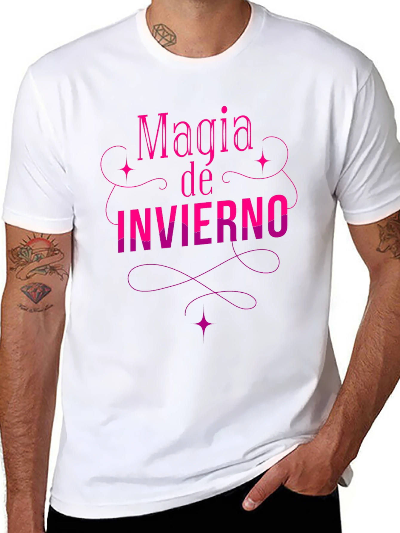 Magia de Invierno Graphic Tee - Stylish Black T-Shirt