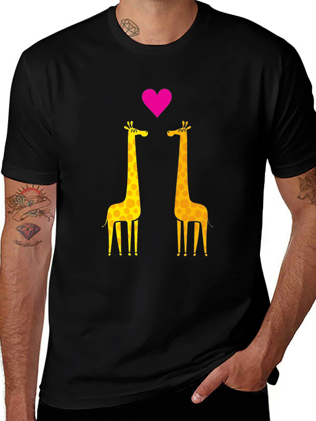 Giraffe Love Graphic T-Shirt