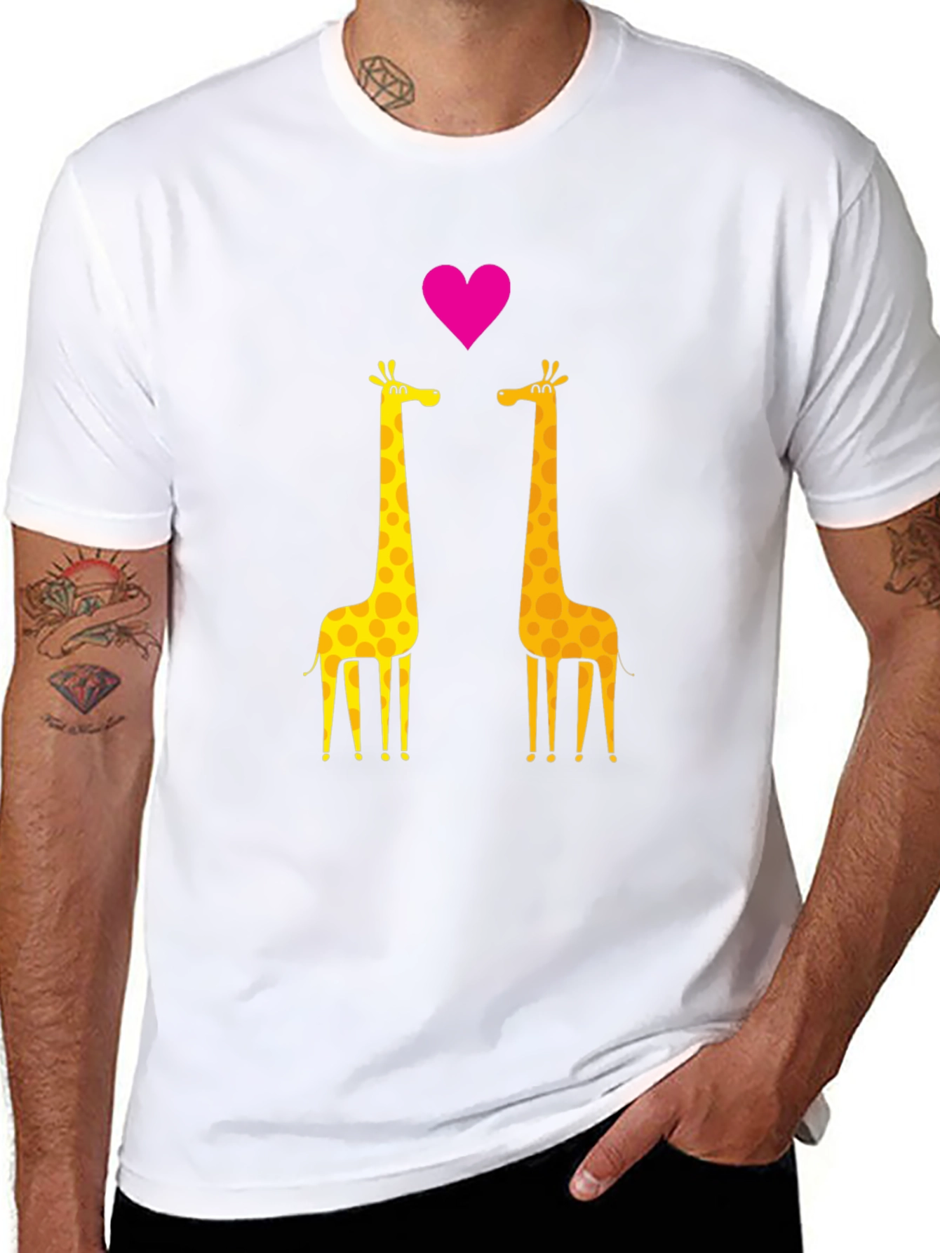 Giraffe Love Graphic T-Shirt
