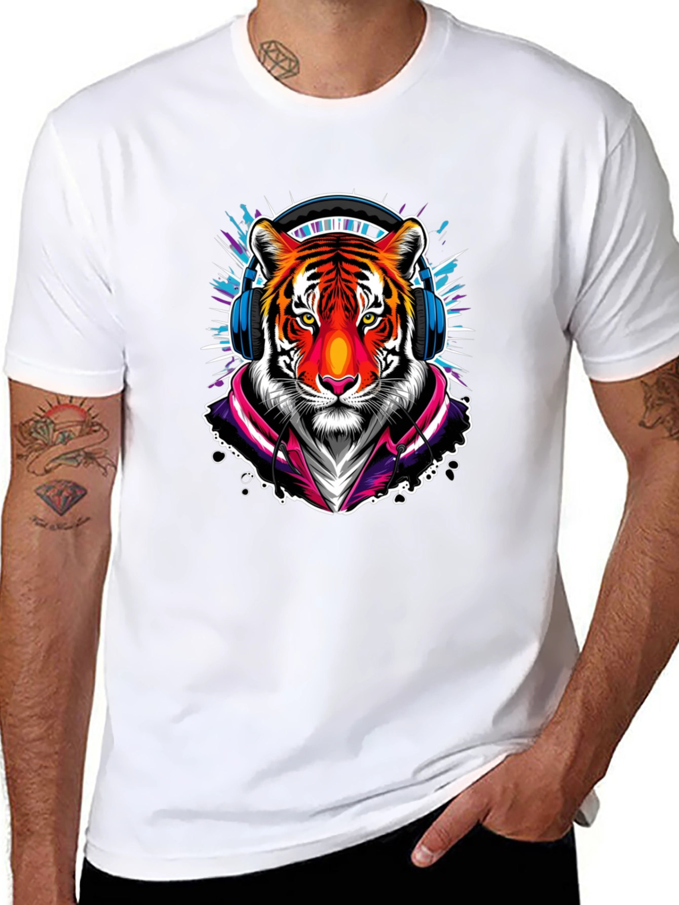 Cool Tiger Graphic Tee - Black Crew Neck T-Shirt