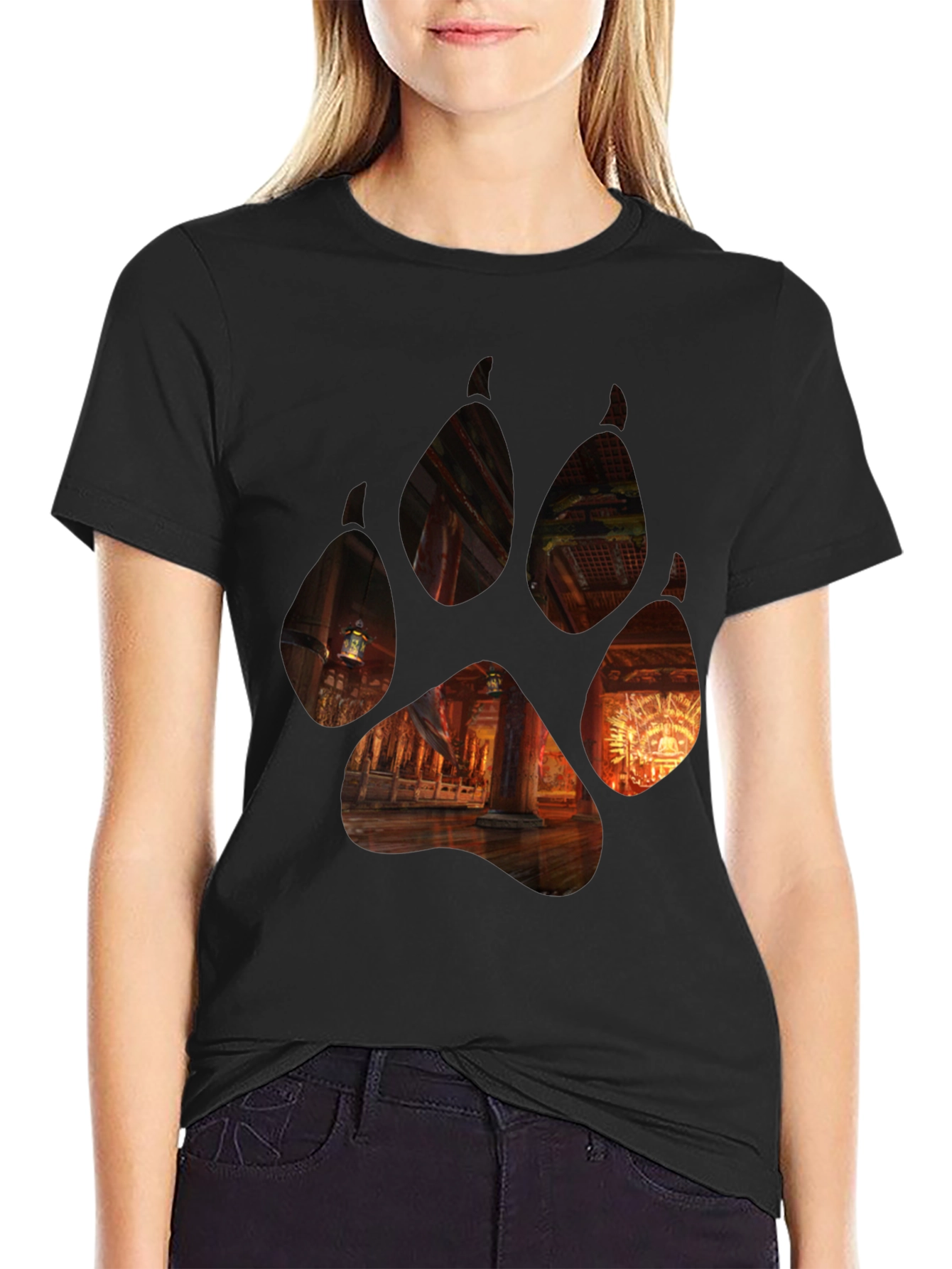 Wolf Paw Print Graphic Black T-Shirt