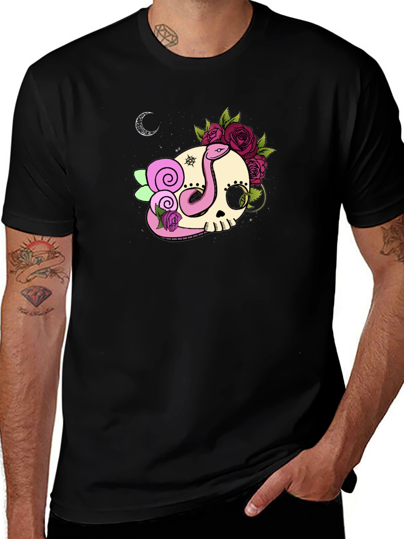 Skull & Snake Graphic Tee - Dark Casual Style