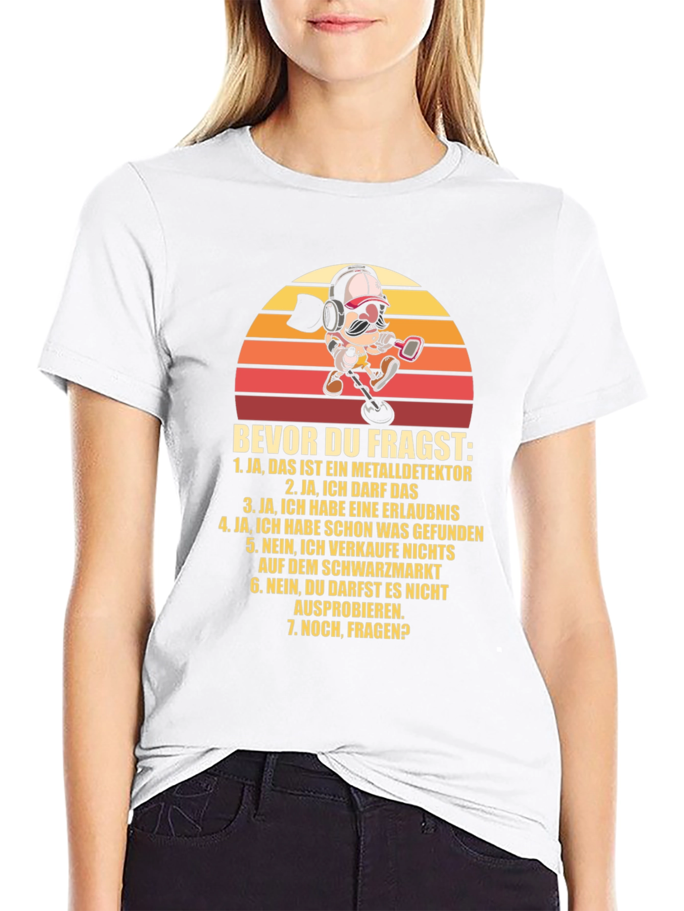 Metal Detector Cartoon T-Shirt - Funny German Text