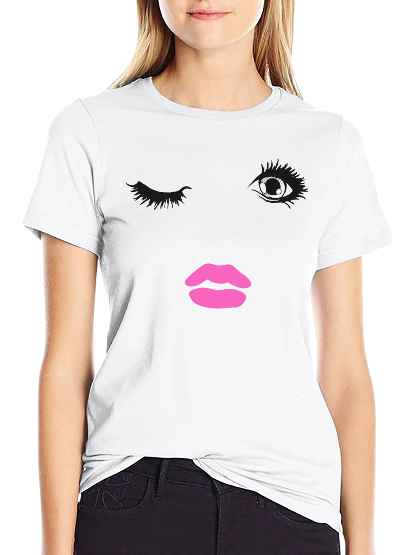 Abstract Face Graphic Tee - Trendy Black T-Shirt