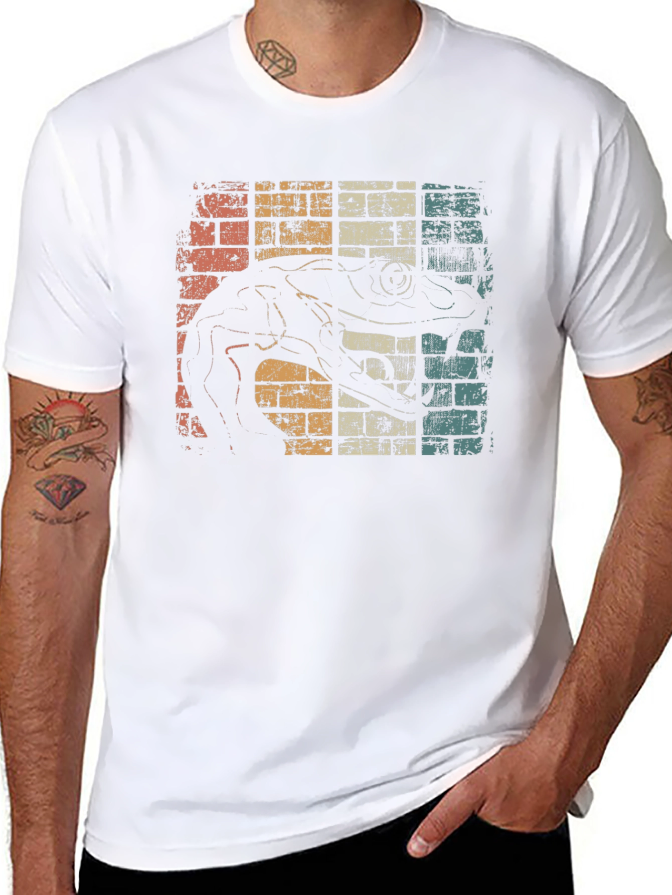 Retro Gecko T-Shirt - Unique Reptile Design