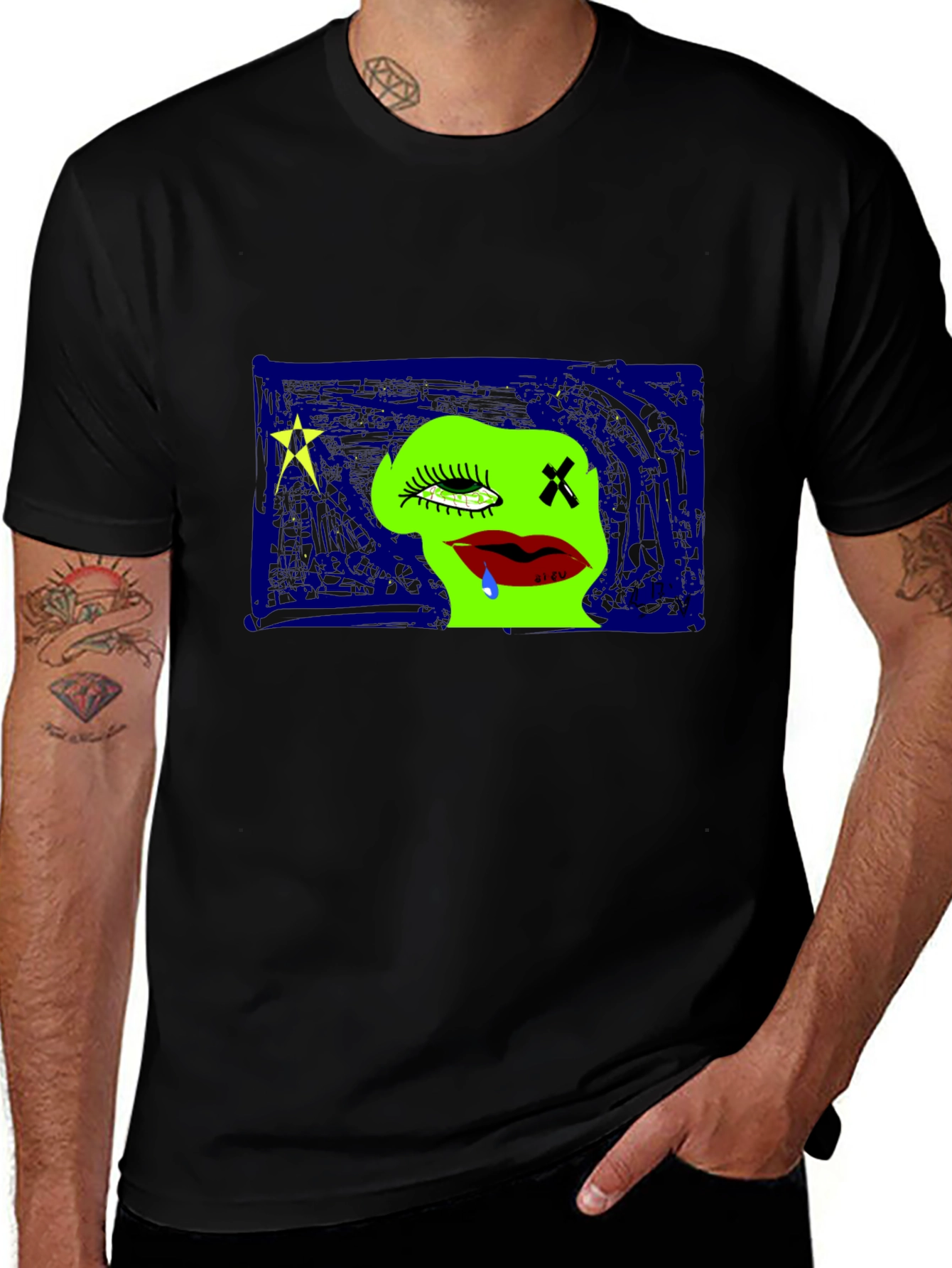 Unique Graphic Print Crew Neck Tee - Black