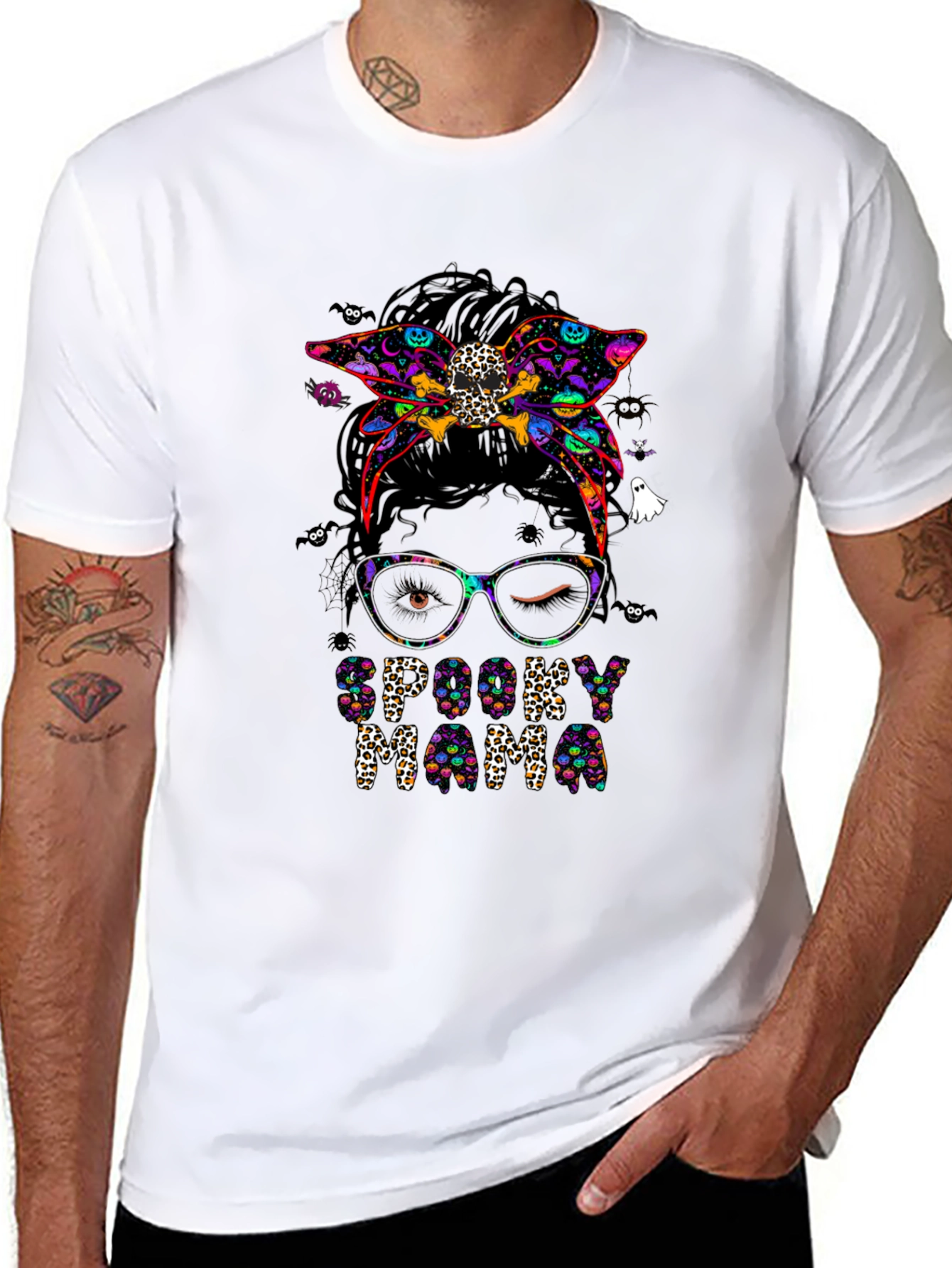 Spooky Mama Halloween Graphic Tee