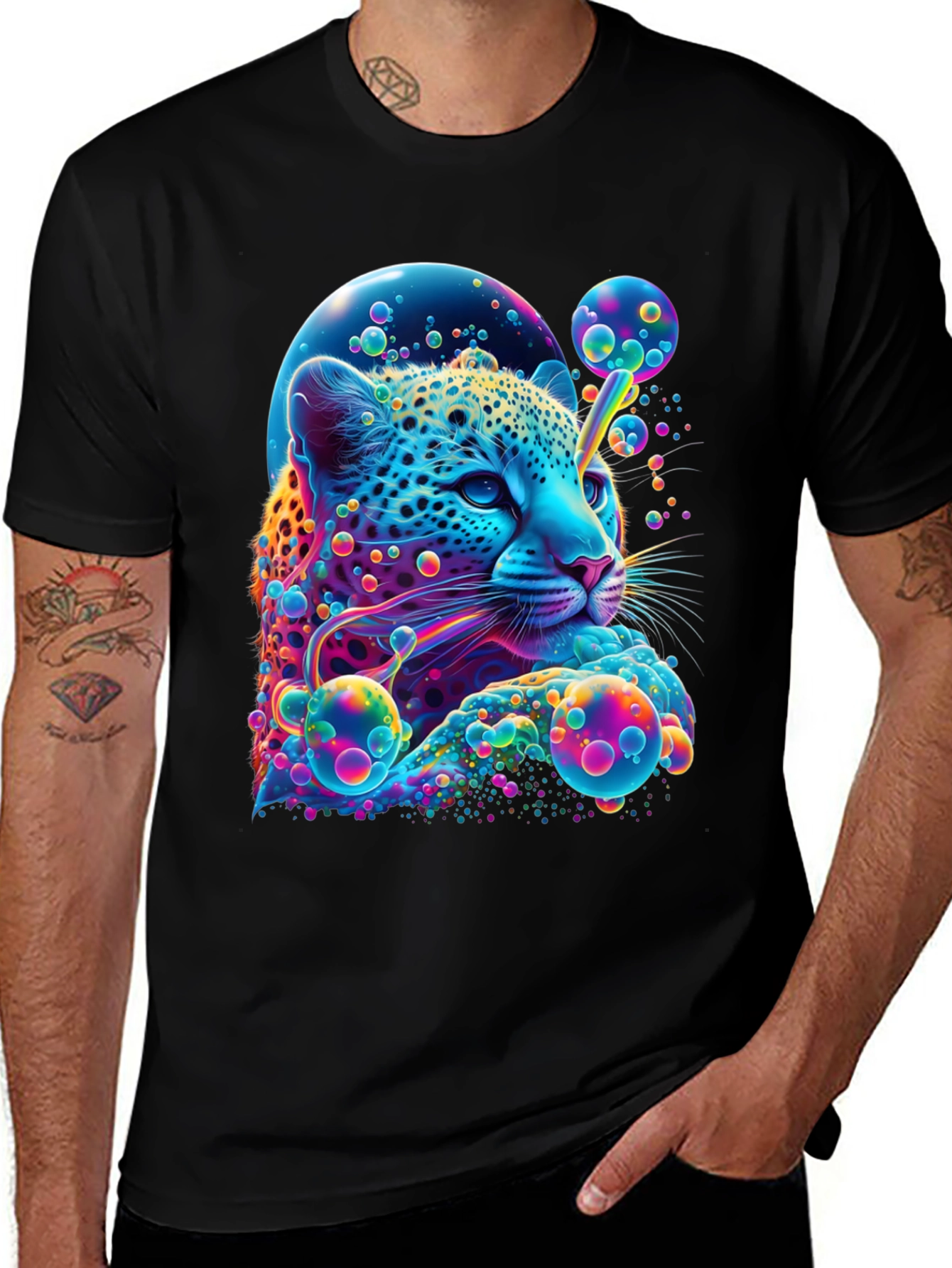 Vibrant Leopard Graphic Print T-Shirt