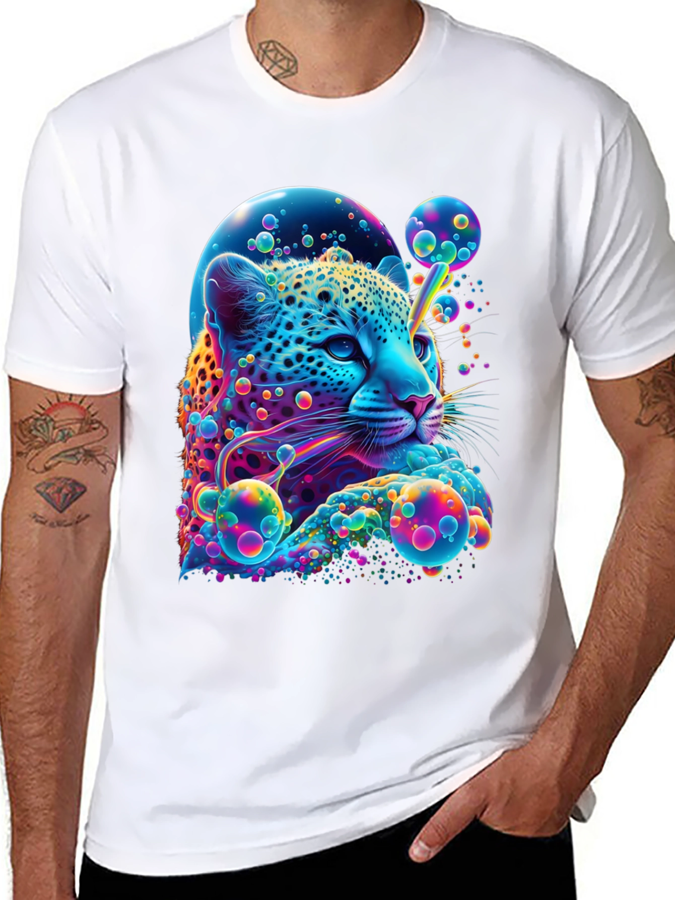Vibrant Leopard Graphic Print T-Shirt