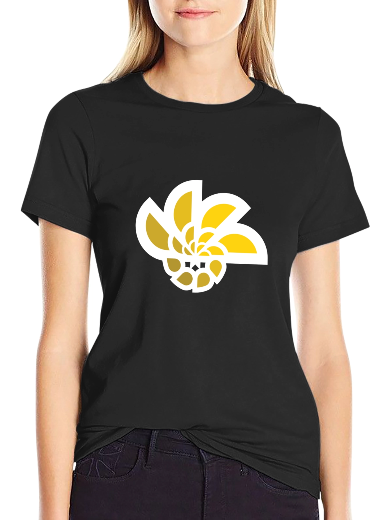 Abstract Geometric Flower Graphic Tee - Black