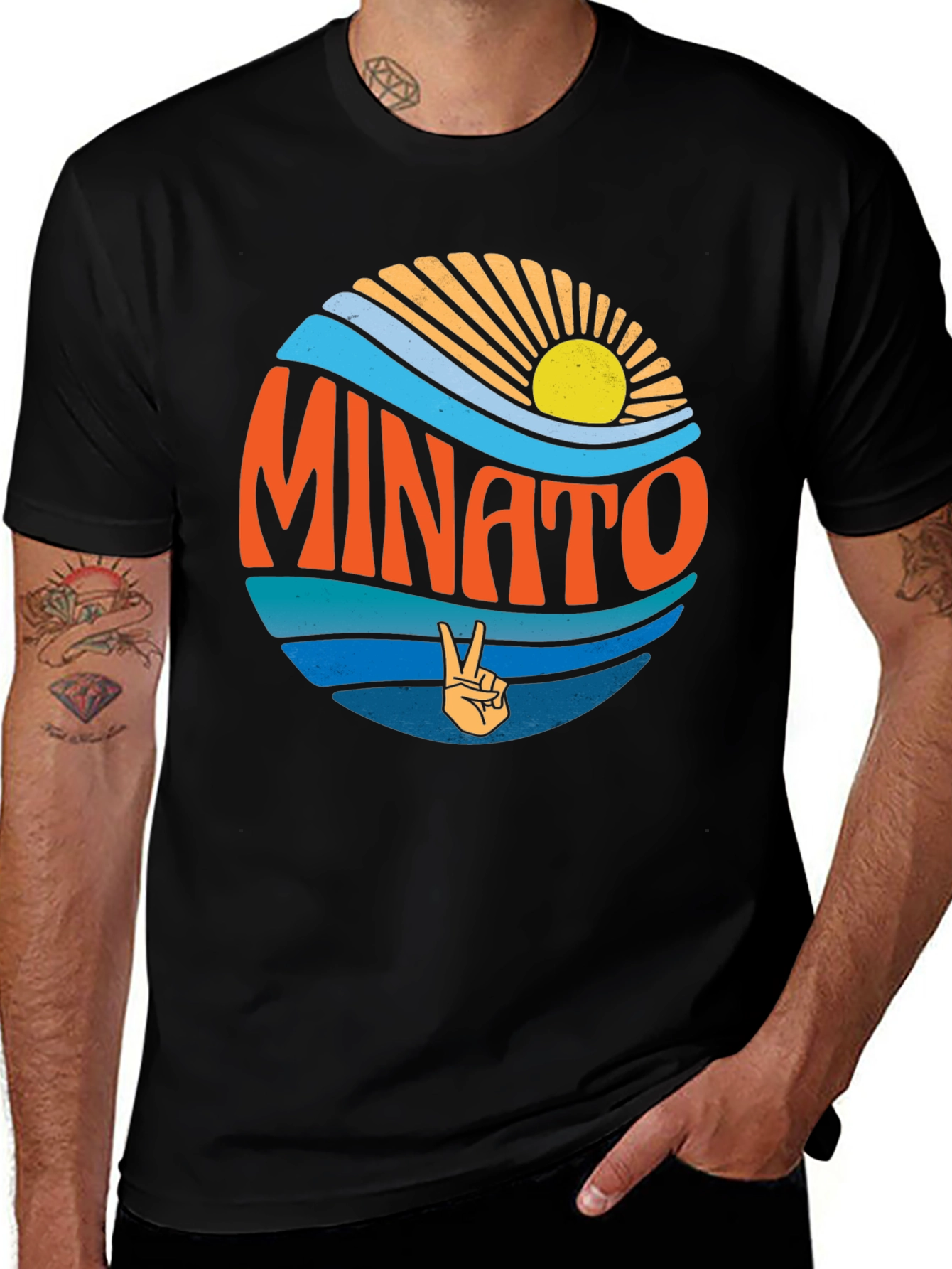 Minato Peace Sign Graphic Tee - Retro Summer Vibes