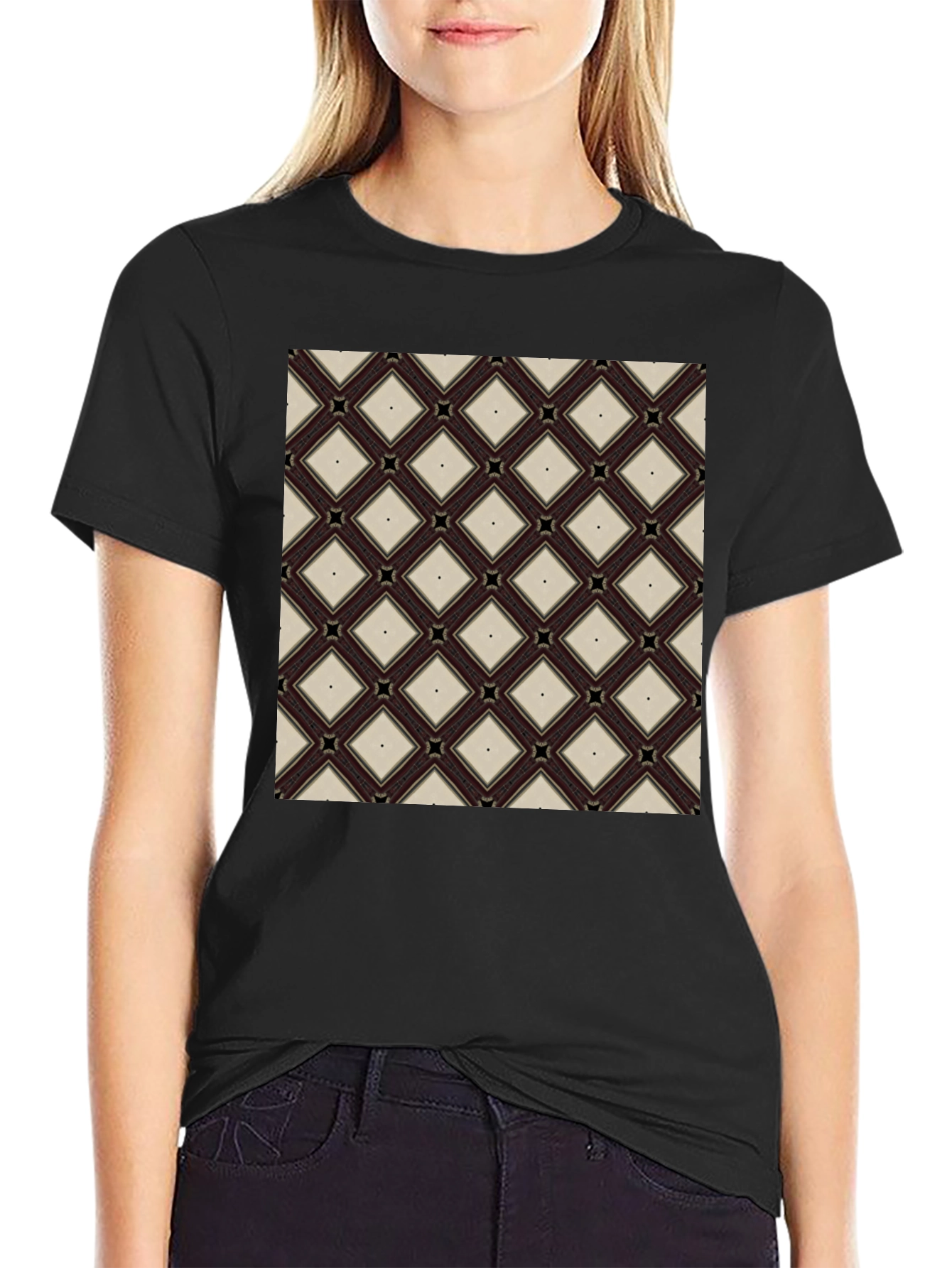 Diamond Pattern Tee - Modern Geometric Design