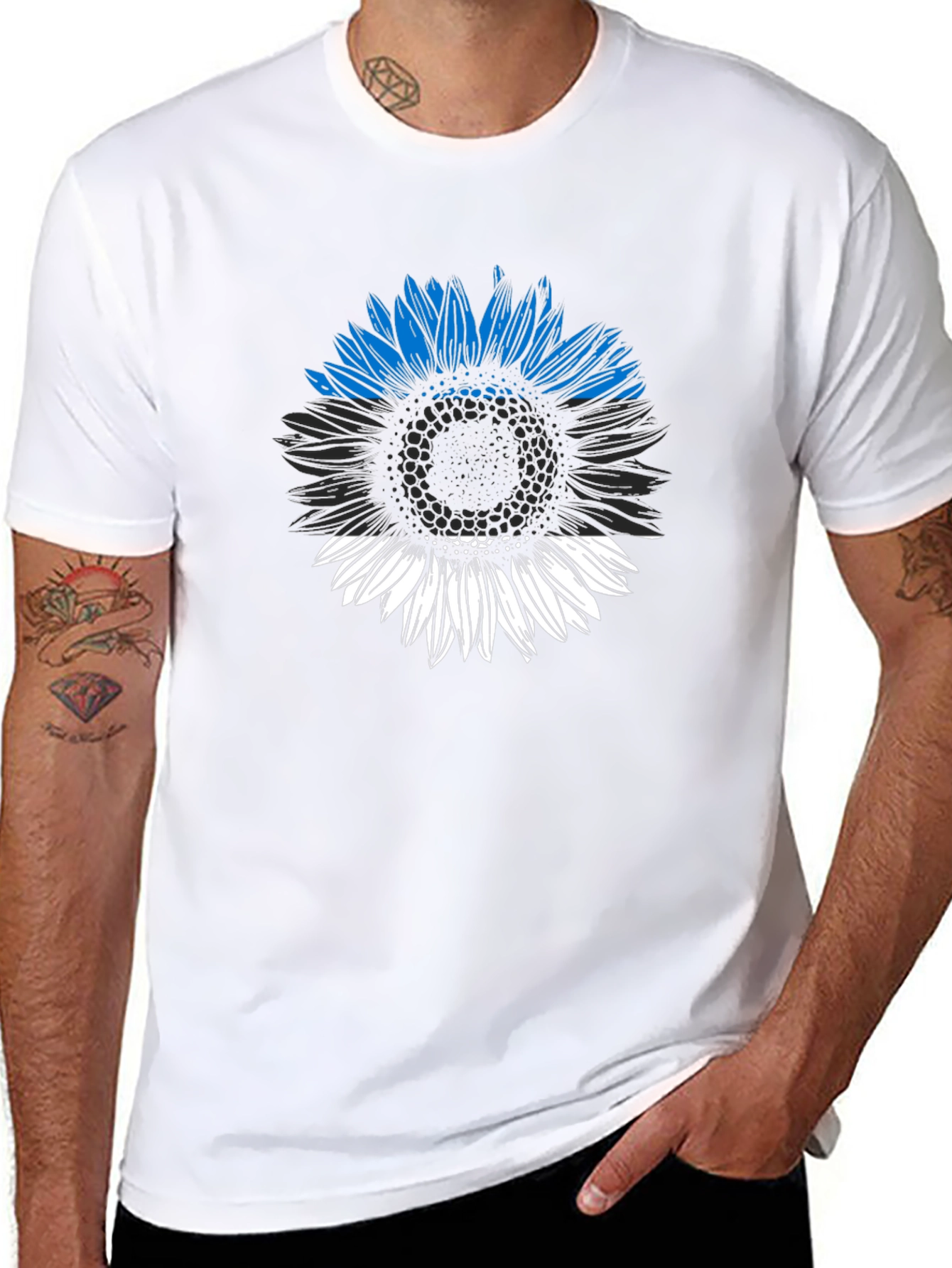 Estonian Flag Sunflower Graphic Tee - Black