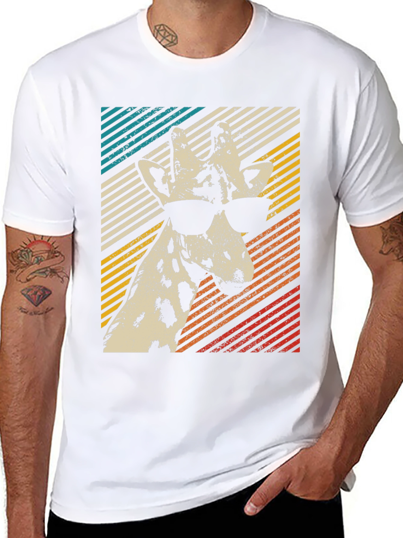 Cool Giraffe Retro Style Graphic T-Shirt