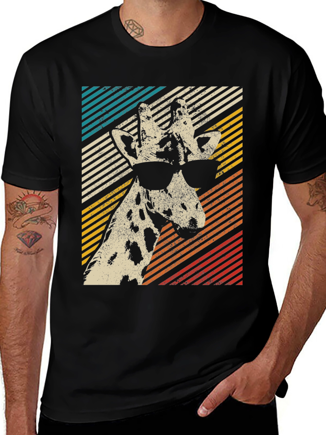 Cool Giraffe Retro Style Graphic T-Shirt