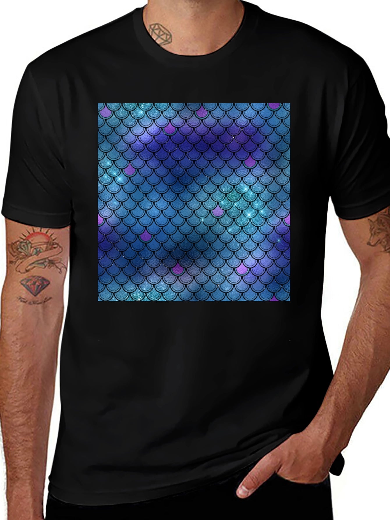 Mermaid Scale Pattern Graphic Tee - Stylish Casual Wear