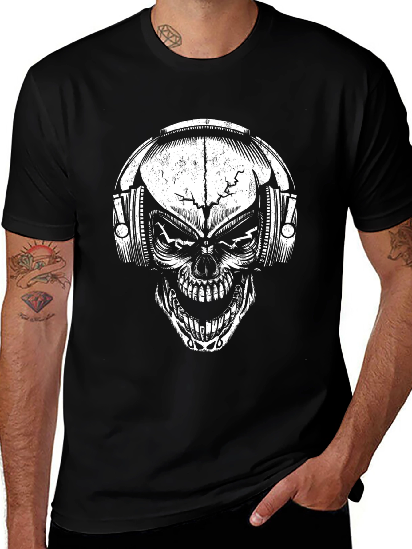 Skull DJ Graphic Tee - Rock Your Style!