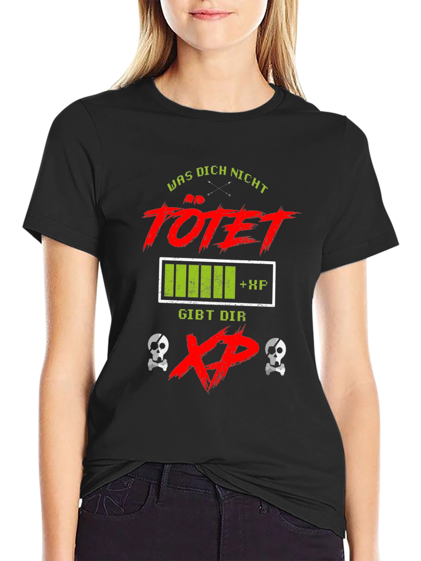 Gamer T-Shirt: What Doesnt Kill You Gives You XP