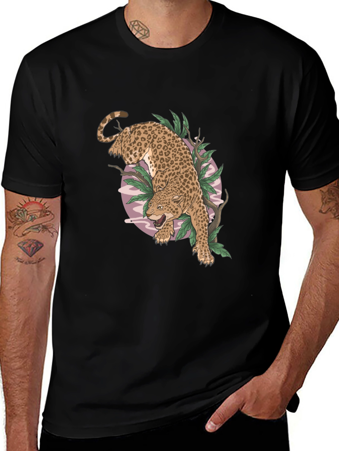 Leopard Graphic Print Black T-Shirt